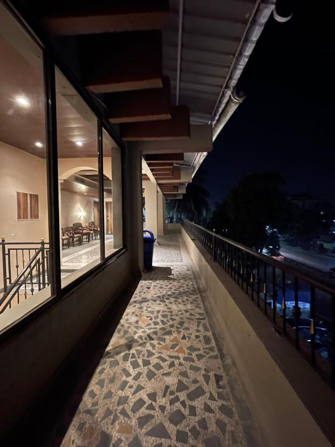 Hotel Vardhan Silvassa Exterior photo